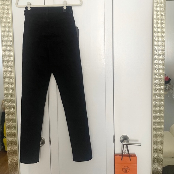 ⭐️Macy’s Jeans⭐️ - Picture 2 of 2